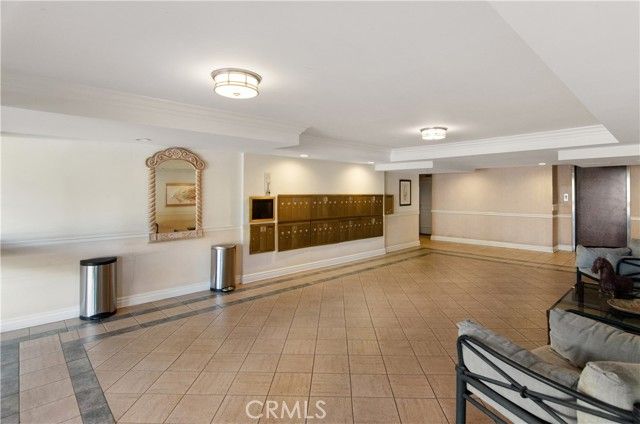 5310 Zelzah, Encino (los Angeles), CA 91316