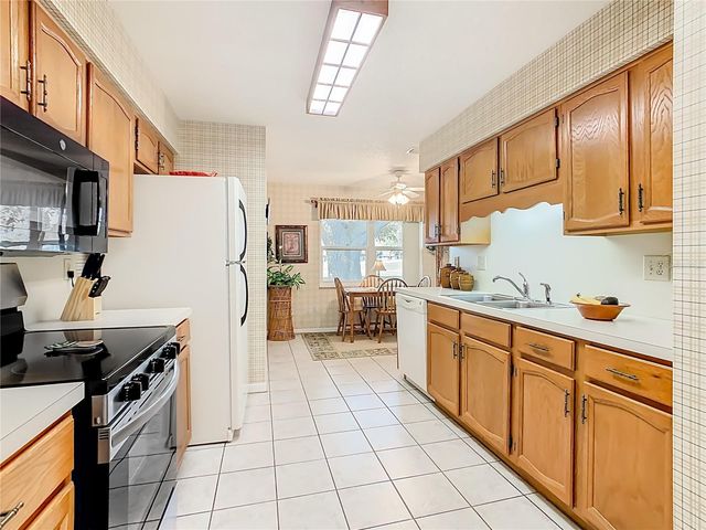 2813 WINGFOOT CT, Winter Haven, FL 33884