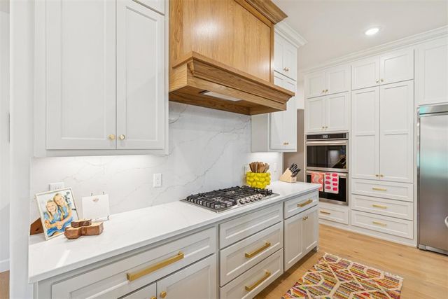 2932 Sandstone Ridge, Edmond, OK 73034