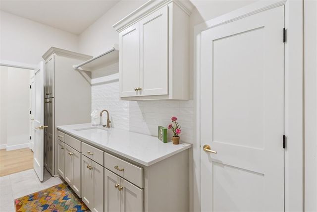 2932 Sandstone Ridge, Edmond, OK 73034