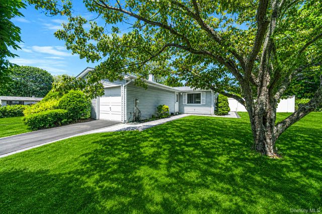 77 Masonic Avenue, Holtsville, NY 11742