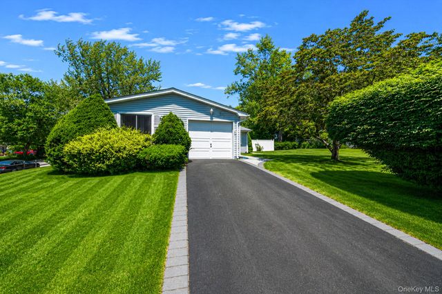 77 Masonic Avenue, Holtsville, NY 11742