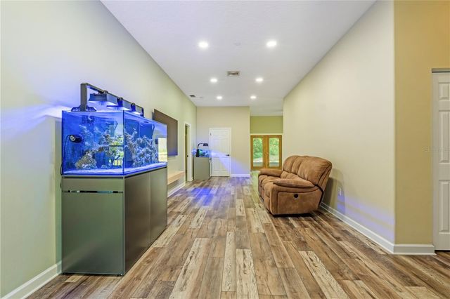 2287 N SPRING GARDEN AVENUE, Deland, FL 32720