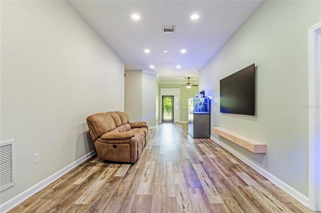 2287 N SPRING GARDEN AVENUE, Deland, FL 32720