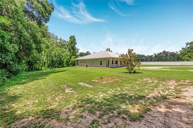2287 N SPRING GARDEN AVENUE, Deland, FL 32720