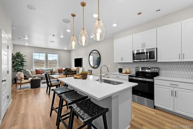 17201 W 91st Lane, Arvada, CO 80007