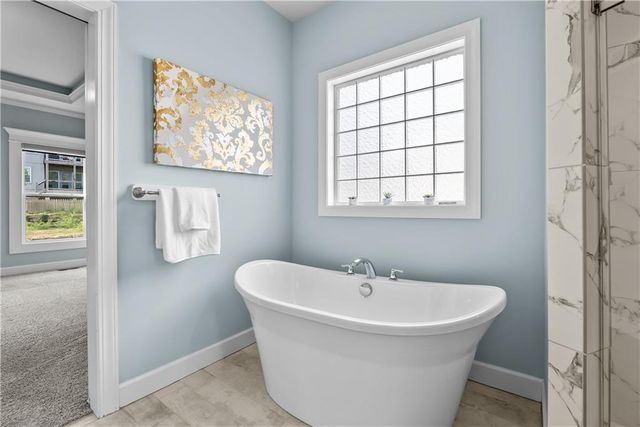 820 SE Cedrus Lane, Blue Springs, MO 64014