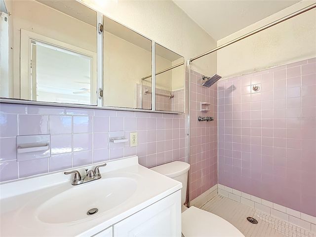 7802 MIZELL STREET, Coleman, FL 33521