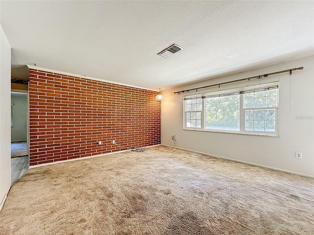 7802 MIZELL STREET, Coleman, FL 33521