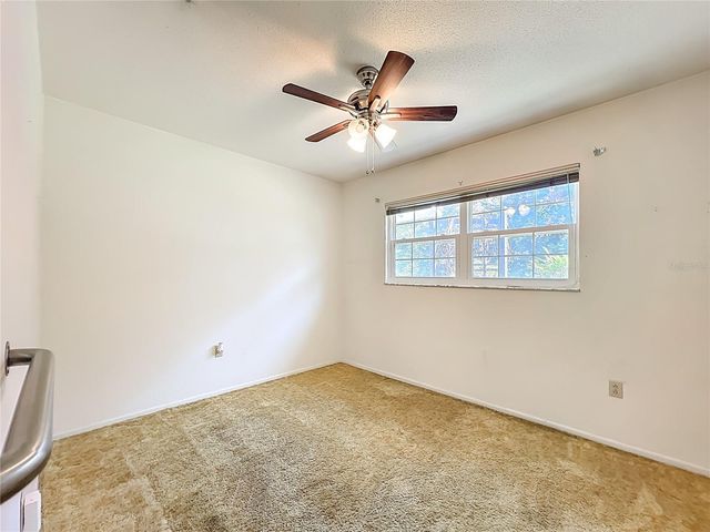7802 MIZELL STREET, Coleman, FL 33521