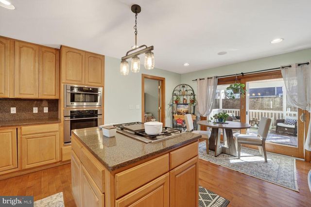 1161 STEAMBOAT RD, Shady Side, MD 20764