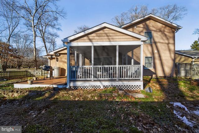 1161 STEAMBOAT RD, Shady Side, MD 20764