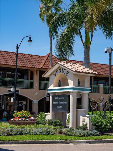 337 CIPRIANI WAY, North Venice, FL 34275