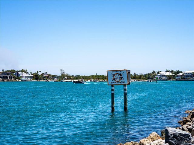 337 CIPRIANI WAY, North Venice, FL 34275