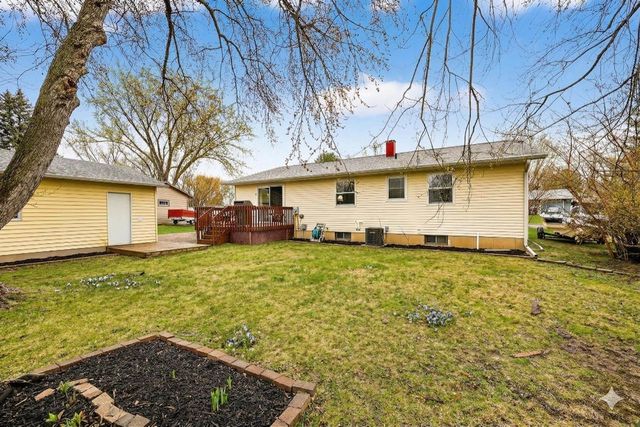 209 Midvale Drive, Marshall, WI 53559