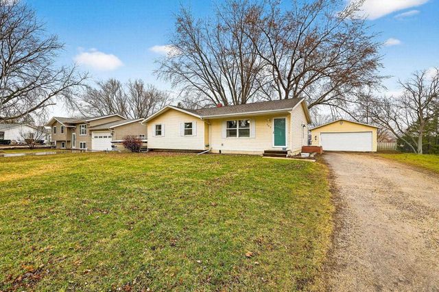 209 Midvale Drive, Marshall, WI 53559