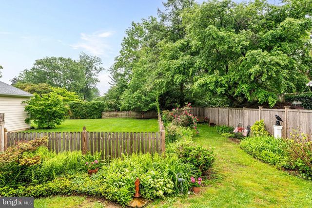 8113 EASTERN AVE, Wyndmoor, PA 19038