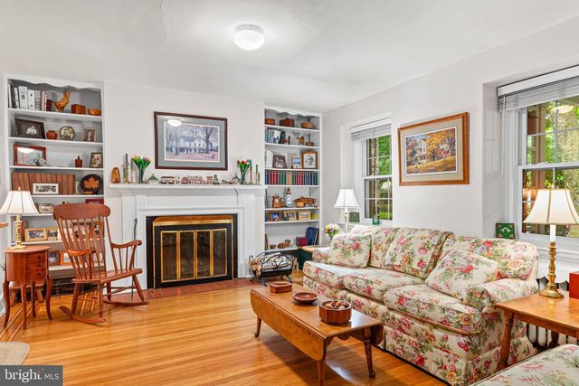 8113 EASTERN AVE, Wyndmoor, PA 19038