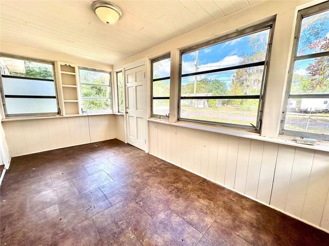 916 W WISCONSIN AVENUE, Deland, FL 32720