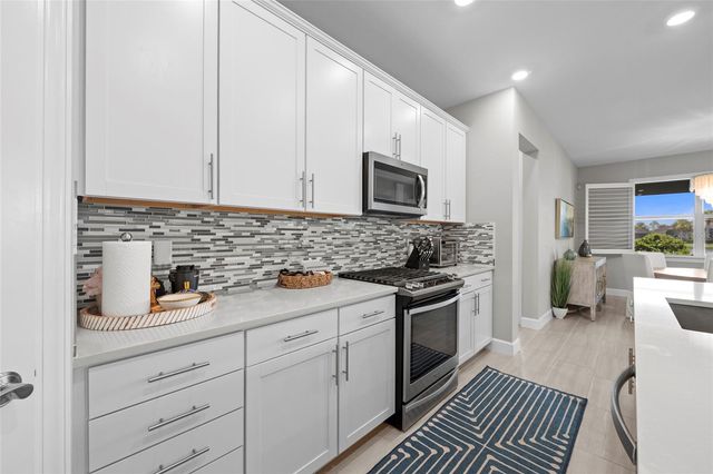 12217 CRANSTON WAY, Bradenton, FL 34211