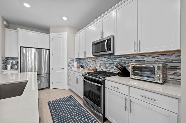 12217 CRANSTON WAY, Bradenton, FL 34211