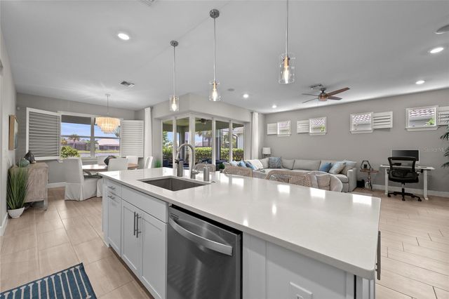 12217 CRANSTON WAY, Bradenton, FL 34211