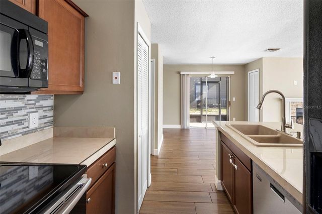 942 BAKEWELL COURT 102, Lake Mary, FL 32746