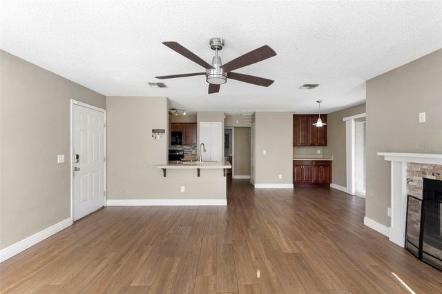 942 BAKEWELL COURT 102, Lake Mary, FL 32746