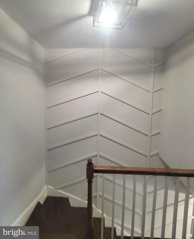 202 N EDGEWOOD ST, Baltimore, MD 21229