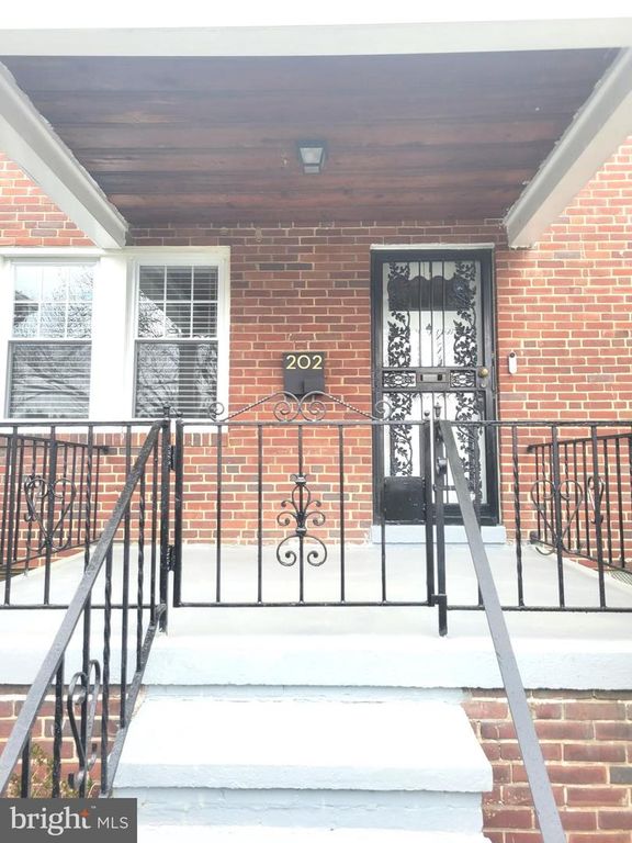 202 N EDGEWOOD ST, Baltimore, MD 21229