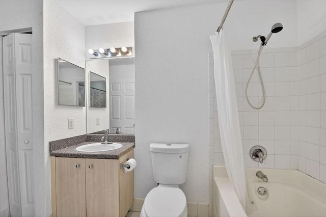 1805 N Flagler Drive 115, West Palm Beach, FL 33407