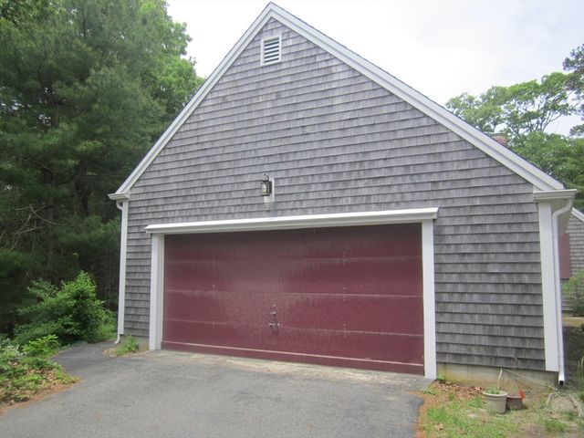 18 Sturbridge Dr, Orleans, MA 02653