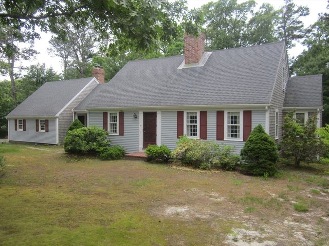 18 Sturbridge Dr, Orleans, MA 02653