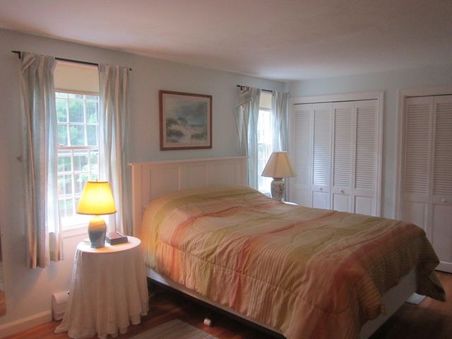 18 Sturbridge Dr, Orleans, MA 02653