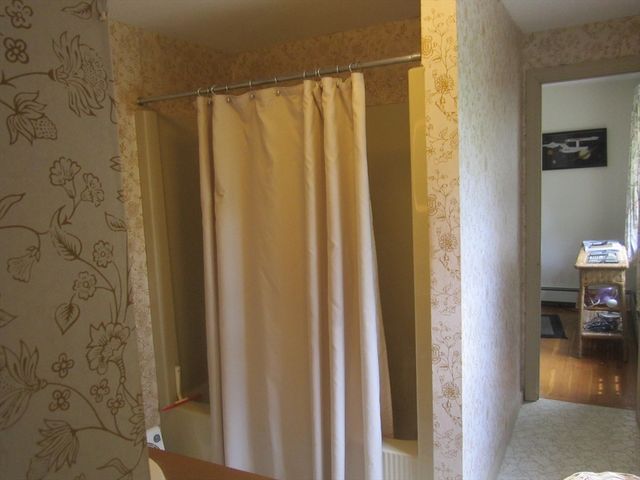 18 Sturbridge Dr, Orleans, MA 02653