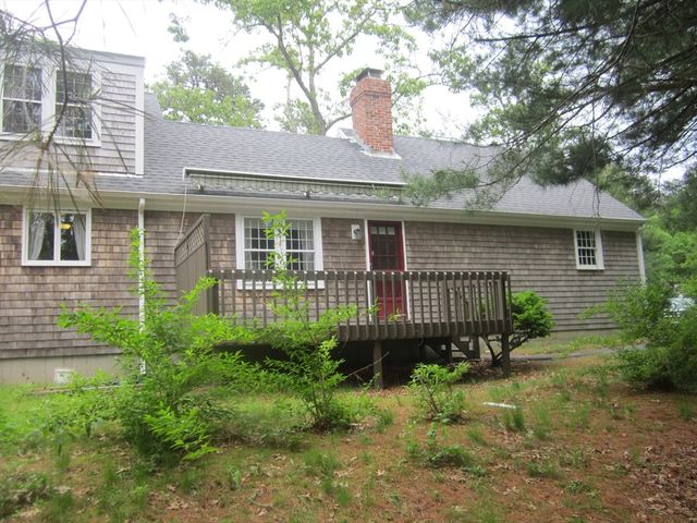 18 Sturbridge Dr, Orleans, MA 02653