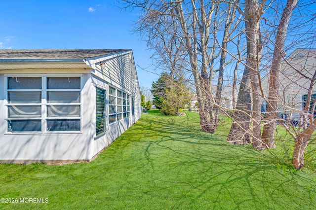 111 Brushy Neck Drive, Brick, NJ 08724