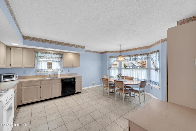 111 Brushy Neck Drive, Brick, NJ 08724