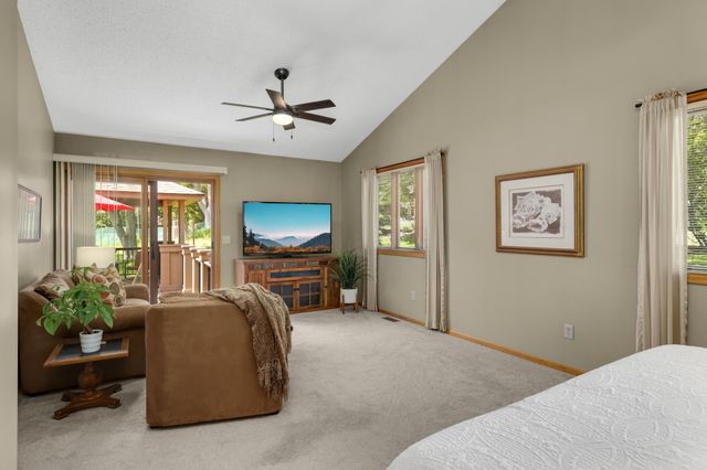 1255 Doe Circle, White Bear Lake, MN 55110