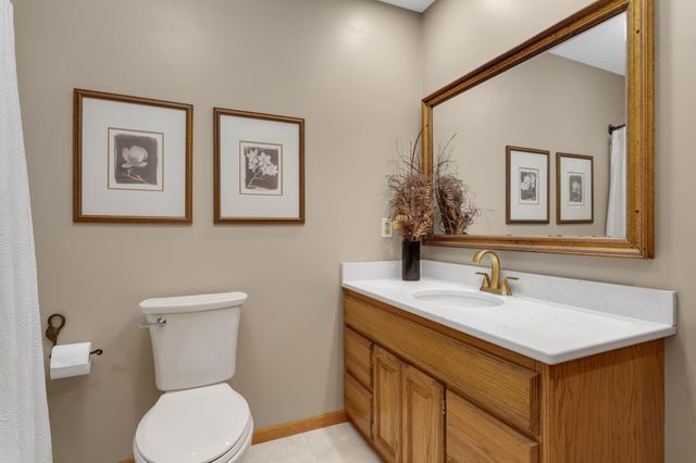 1255 Doe Circle, White Bear Lake, MN 55110