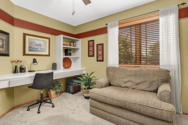 1255 Doe Circle, White Bear Lake, MN 55110