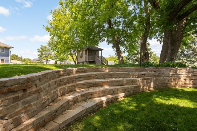 1255 Doe Circle, White Bear Lake, MN 55110