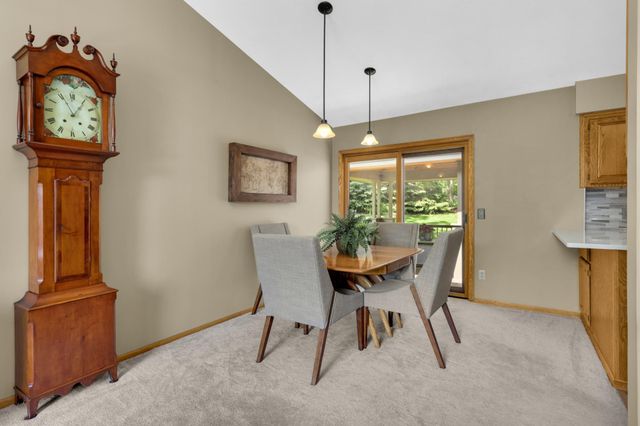 1255 Doe Circle, White Bear Lake, MN 55110