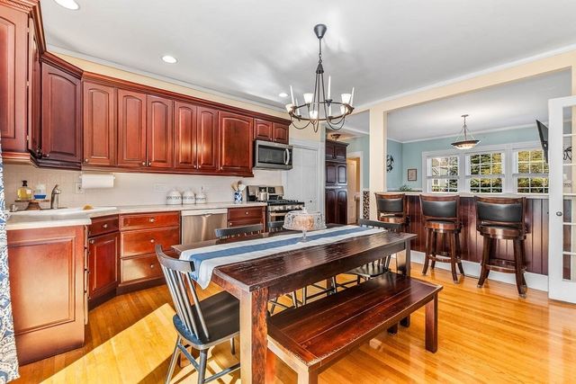 180 Walnut St, Dedham, MA 02026