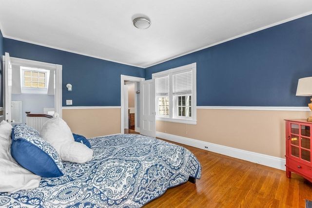 180 Walnut St, Dedham, MA 02026