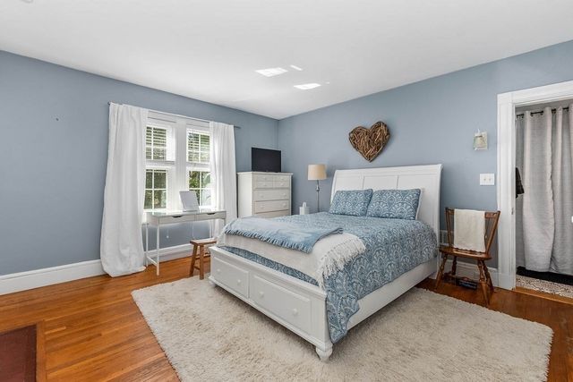 180 Walnut St, Dedham, MA 02026