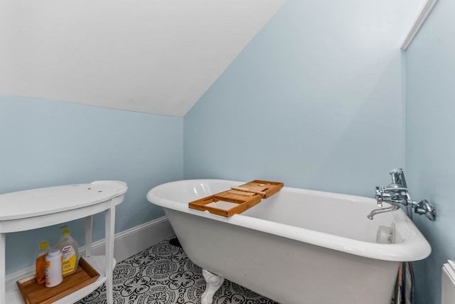 180 Walnut St, Dedham, MA 02026