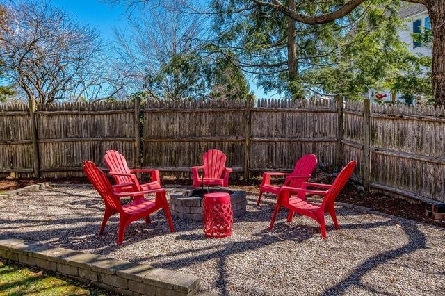 180 Walnut St, Dedham, MA 02026