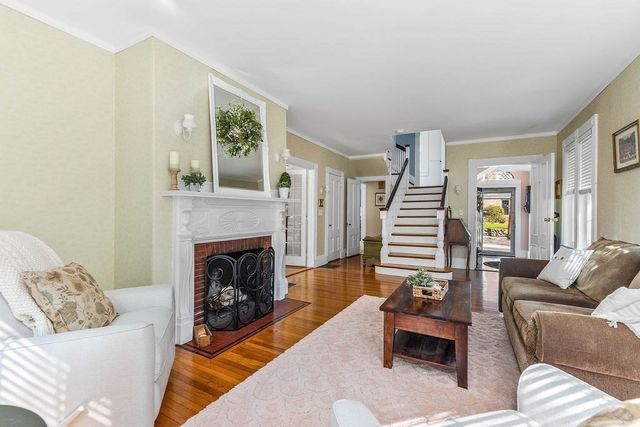 180 Walnut St, Dedham, MA 02026