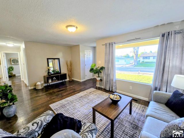 60 Loch Lomond Lane, Pueblo, CO 81001